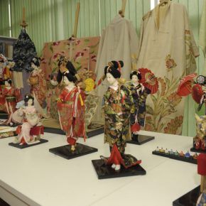 Wystawa lalek i kimon japońskich przedłużona