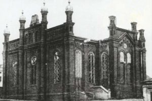 Synagoga w Brzezinach